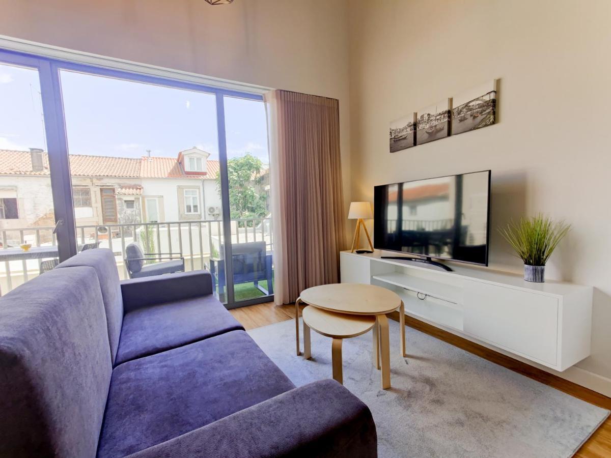 Coutinho Apartment - Modern Ap In The City Centre With Balcony Виана до Кастело Екстериор снимка